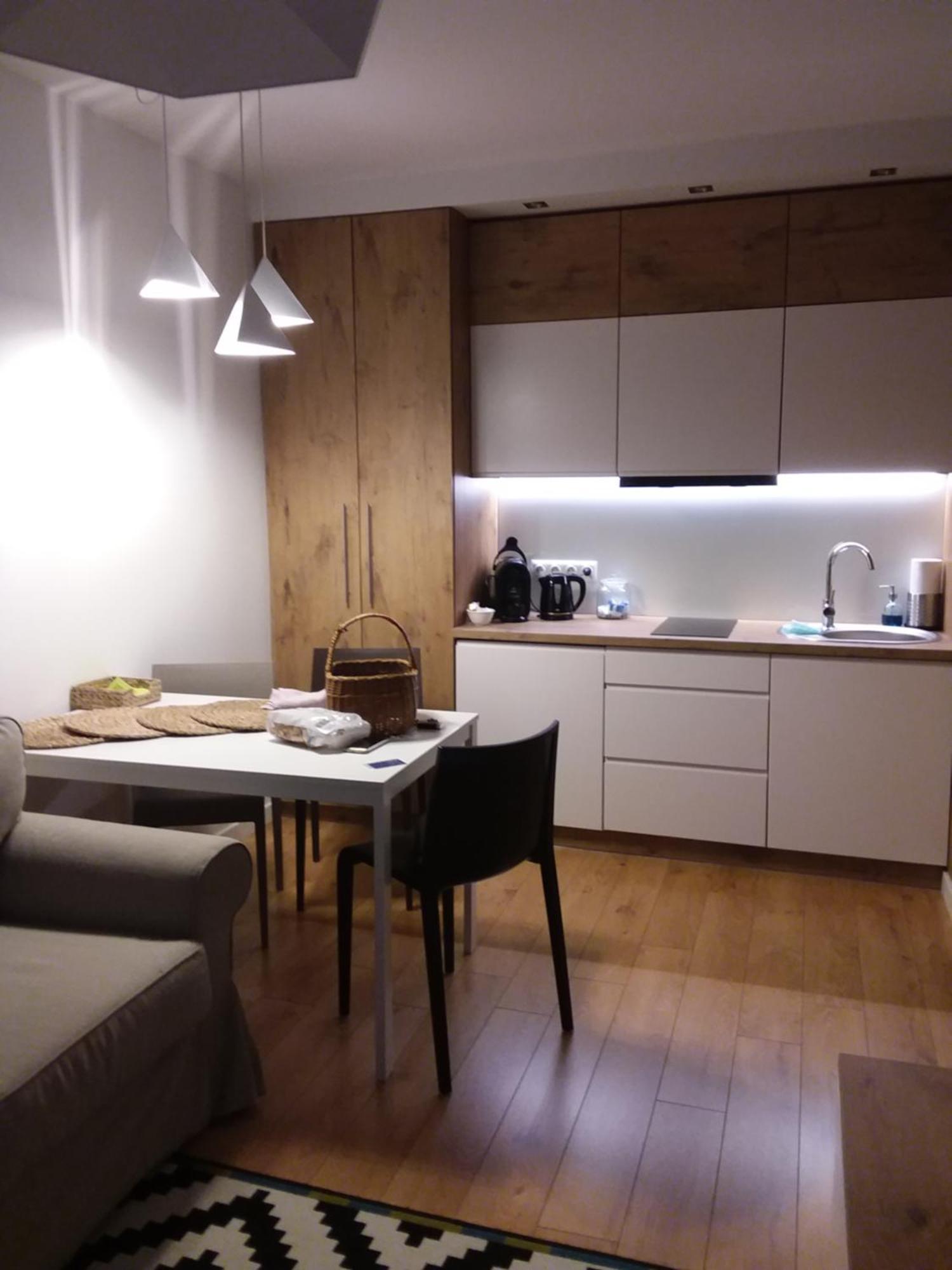 Central Apartments Rajska Gdansk Bagian luar foto