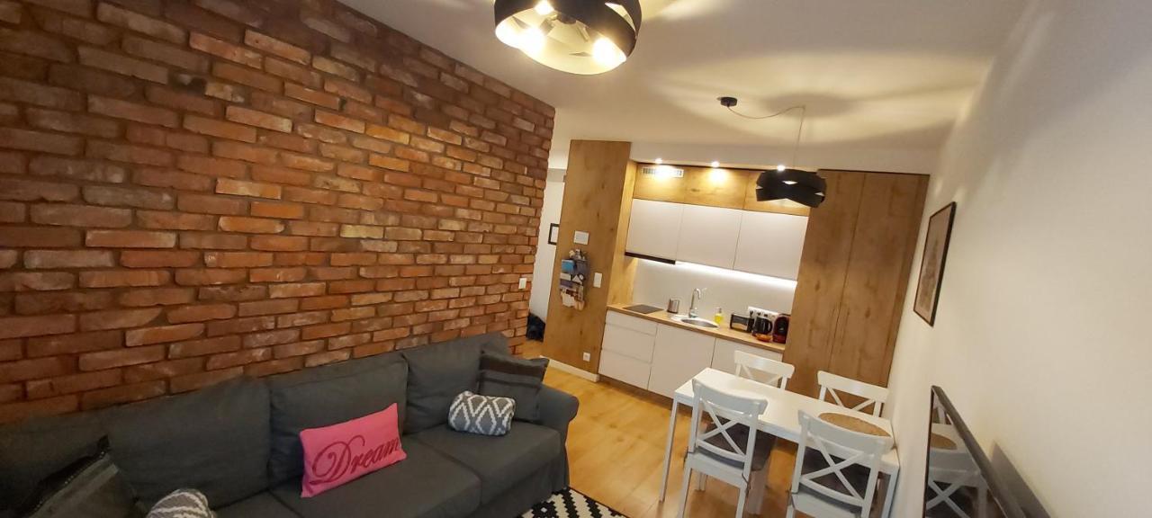 Central Apartments Rajska Gdansk Bagian luar foto